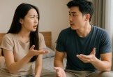 Biết chồng chuyển cho gia đình người yêu cũ 500 triệu, vợ giận run lên rồi nghẹn lại khi biết bí mật
