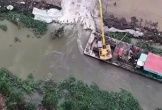 Vỡ đê ở Đồng Tháp, hàng trăm ha lúa chìm trong “biển nước”
