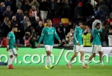 Salah ghi bàn nhưng Liverpool uể oải, nhận thất bại thứ tư liên tiếp