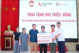 Trao tặng 2 tỷ đồng hỗ trợ các hộ dân Nghệ An khắc phục hậu quả bão số 10