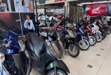 Xe máy Honda tăng giá, các hãng khác giảm