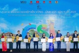 Vinamilk khẳng định vị thế dẫn đầu ESG với dấu ấn ‘Ngôi sao CSI’ và loạt giải thưởng chiến lược 2025