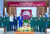 Chủ tịch UBND tỉnh Võ Trọng Hải thăm, chúc mừng Ban Chỉ huy Bộ đội Biên phòng tỉnh nhân ngày thành lập Quân đội Nhân dân Việt Nam