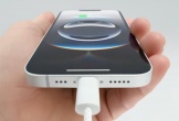 iPhone 16e vẫn có thể sạc MagSafe