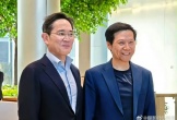 Chủ tịch Samsung bất ngờ gặp CEO Xiaomi