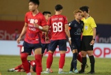 Theerathon Bunmathan lại chơi xấu Quang Hải 