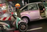 Mâu thuẫn vợ chồng, vợ dùng gậy đập vỡ kính chắn gió xe ô tô