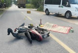  Xe máy va chạm với 2 ô tô, một người thiệt mạng