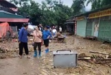 Lũ quét bất ngờ trong đêm làm nhiều người chết và mất tích