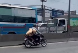 Xác minh clip CSGT bám trên xe máy nghi vi phạm đang lao nhanh trên Quốc lộ 1