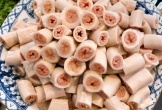 Mổ ngàn con heo/ngày, vài năm mới có 1 bộ lòng se điếu tự nhiên