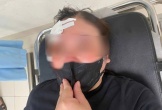 Người phụ nữ đi xe máy 
