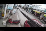 Kinh hoàng clip cửa hàng sửa xe phát nổ: Nghi do 