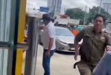 Thực hư clip công an mang theo súng vào phòng công chứng khống chế kẻ làm giả sổ đỏ