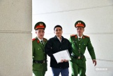 Cựu phó giám đốc sở hầu tòa vì hưởng lợi tiền tỷ vụ “chuyến bay giải cứu”