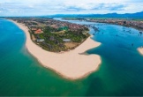 Phát hiện bãi biển ít du khách biết ở Quảng Bình, người bản địa nhận xét: Hoang sơ, đẹp hơn Nhật Lệ