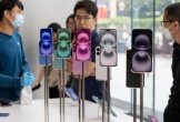 Đổ xô mua iPhone sau khi hãng giảm giá sốc