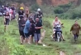 Nữ sinh 13 tuổi bị sét đ.á.nh t.ử v.on.g khi chăn bò dưới mưa dông
