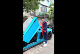 Thực hư clip chàng trai mặc áo cử nhân, lái Lamborghini gây bão mạng