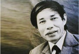 Người đứng sau 