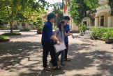 Được miễn thi do khuyết tật, nữ sinh vẫn quyết tham gia để thử sức