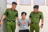 Khởi tố nghịch tử đánh mẹ, đâm trọng thương người thi hành nhiệm vụ