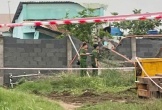 Mưa lớn làm sập hàng rào, hai bà cháu tử vong thương tâm