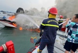 Cháy tàu cao tốc tuyến Vân Đồn - Quan Lạn, 5 thuyền viên nhảy xuống biển