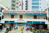 Thuê nhà hát thi tốt nghiệp hơn 100 triệu đồng, sinh viên té ngửa vì trường không đồng ý