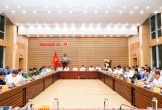Kinh tế - xã hội 6 tháng đầu năm 2025 tiếp tục đạt được nhiều kết quả quan trọng, khá tích cực trên các ngành, lĩnh vực