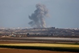 Israel tấn công đẫm máu vào Gaza, không kích ác liệt vào Syria và Lebanon