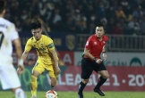 Trọng tài FIFA Hoàng Ngọc Hà: Thầy giáo tiểu học thiết lập kỷ lục 'Còi vàng'