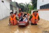 Công an Nghệ An căng sức giúp dân khắc phục hậu quả cơn bão số 3