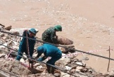 Nghệ An: Phát hiện quả bom bên bờ sông sau khi lũ rút