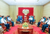 Bí thư Tỉnh uỷ tiếp Đoàn Đại sứ đặc mệnh toàn quyền nước CHDCND Lào