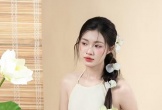 'Hot girl cô giáo' xứ Nghệ khoe vẻ đẹp yêu kiều với váy yếm