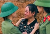 Phụ nữ Công an tỉnh Nghệ An trao tặng hơn 300 triệu đồng cho người dân vùng lũ