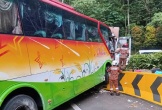 Xe buýt chở 20 du khách Việt gặp tai nạn ở Malaysia