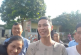 Nóng: Anh Thái Khắc Thành - người bị tòa tuyên 6 năm tù vì nuôi, bán 13 con gà lôi - đã về đến nhà