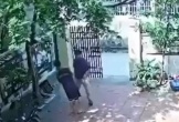 VIDEO: Xôn xao clip thầy giáo tới nhà tát tới tấp vào mặt học sinh