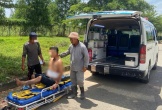 Đâm người giữa đường rồi bỏ đi sau khi nói 