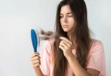 Vì sao phụ nữ dễ rụng tóc, cách khắc phục hiệu quả