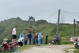 Phát hiện thi thể đang phân hủy trong ô tô dập nát dưới vực sâu núi Mẫu Sơn