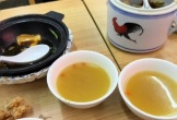 Một nhà hàng bị thực khách tố có giòi trong món súp