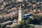Hơn 360 nhân viên Đại học Stanford mất việc, lỗi do TT Trump?