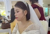 Cô dâu ngồi thất thần trong đám cưới vắng chú rể, câu chuyện phía sau khiến nhiều người thương cảm