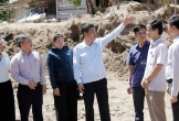 Ngành giáo dục Nghệ An vào tâm lũ trao gần 1,2 tỷ đồng giúp đỡ giáo viên, nhà trường