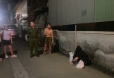 Hỗ trợ người phụ nữ bị trầm cảm về với gia đình an toàn