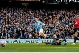 Haaland ghi 2 bàn, Man City đẩy Man United xuống nhóm cuối bảng
