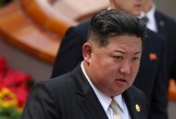 Lãnh đạo Triều Tiên Kim Jong Un bắt tay Chủ tịch Quốc hội Hàn Quốc tại Bắc Kinh